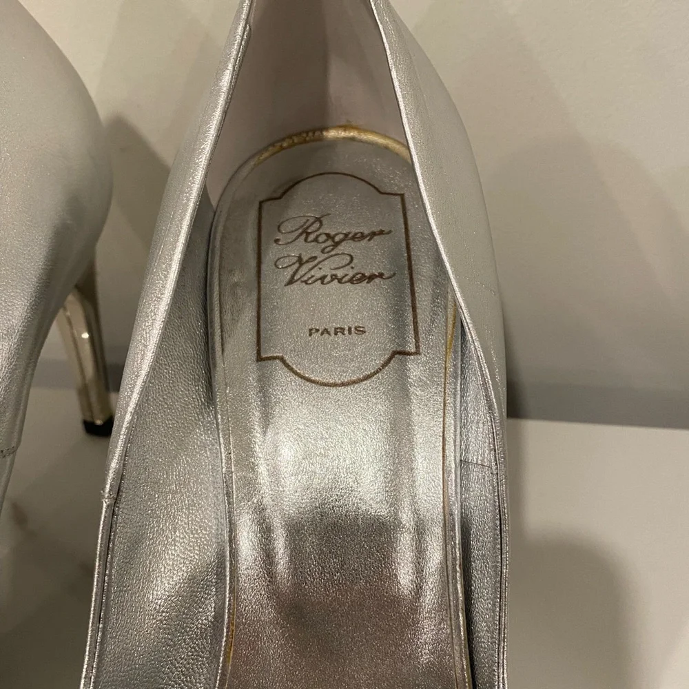 Roger Vivier Silver Buckle Heels - Picture 4 of 15